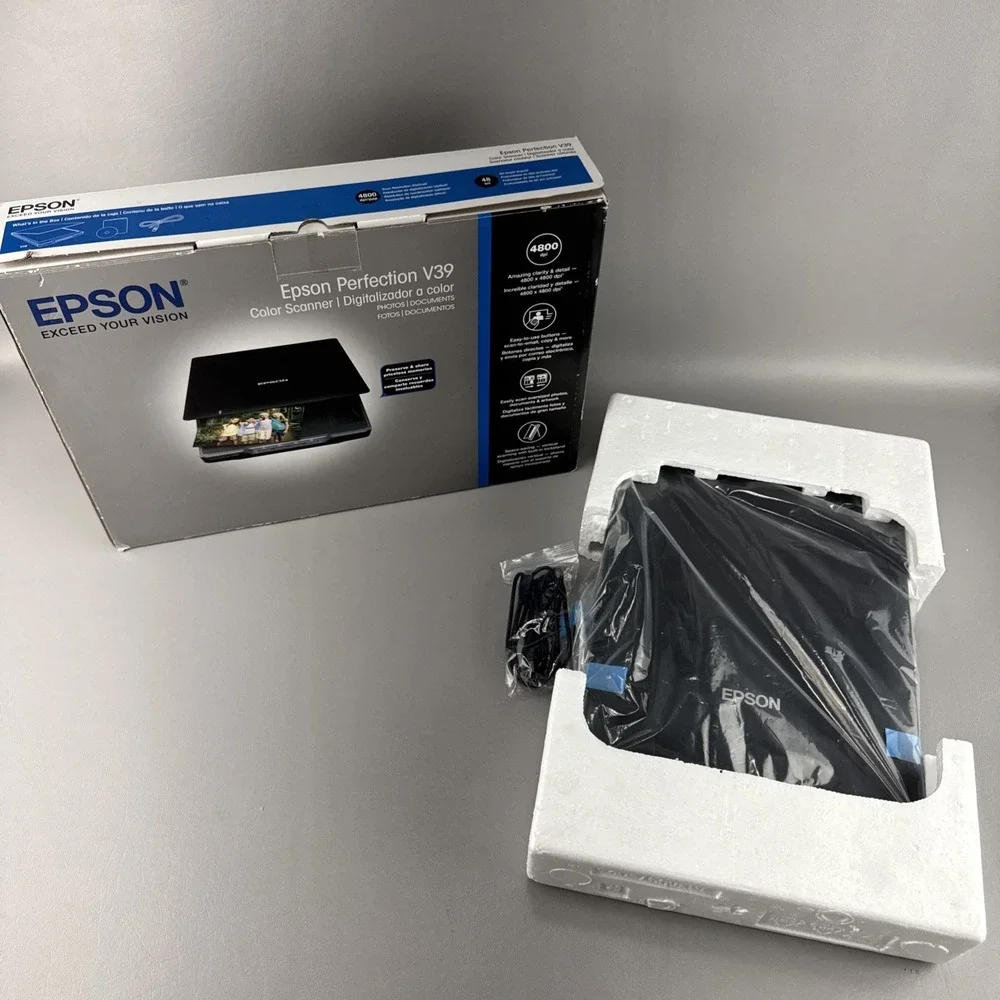 Epson Perfection V39 Flatbed Scanner 4800 x 4800 DPI USB READ